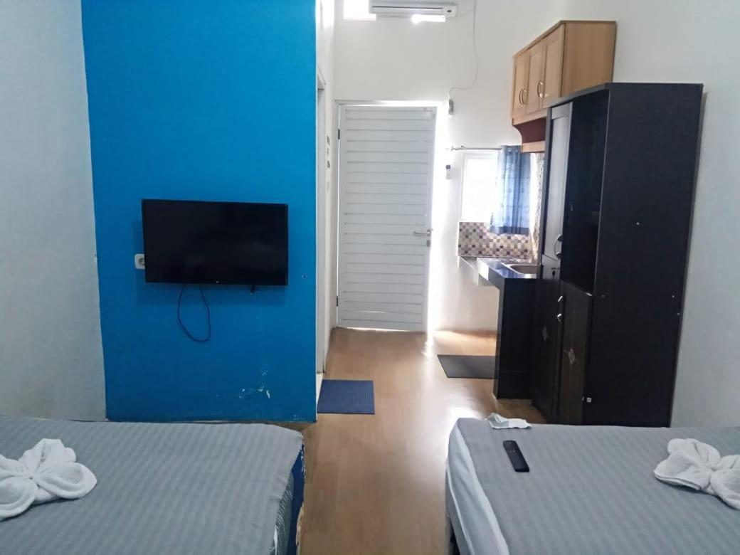 Algira Guest House Gunungbatu Syariah Cimanggu Exterior foto